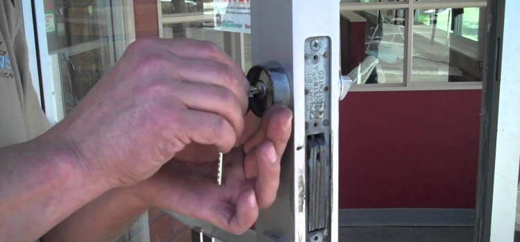 commercial door lock repair Winter Gardens